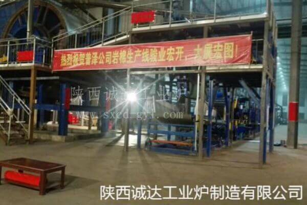 內(nèi)蒙普澤公司3200KVA礦渣加熱爐順利投產(chǎn)出棉！