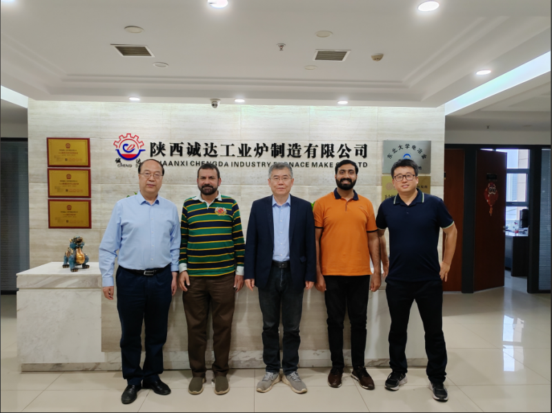 深度交流，共謀發(fā)展！巴基斯坦客戶到訪探討 80T 交直流電弧爐